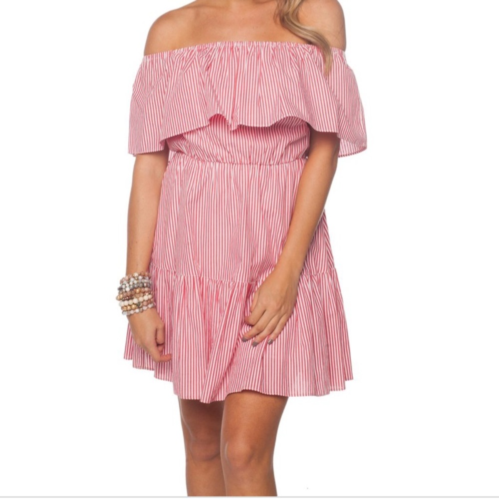Adorable dress never worn